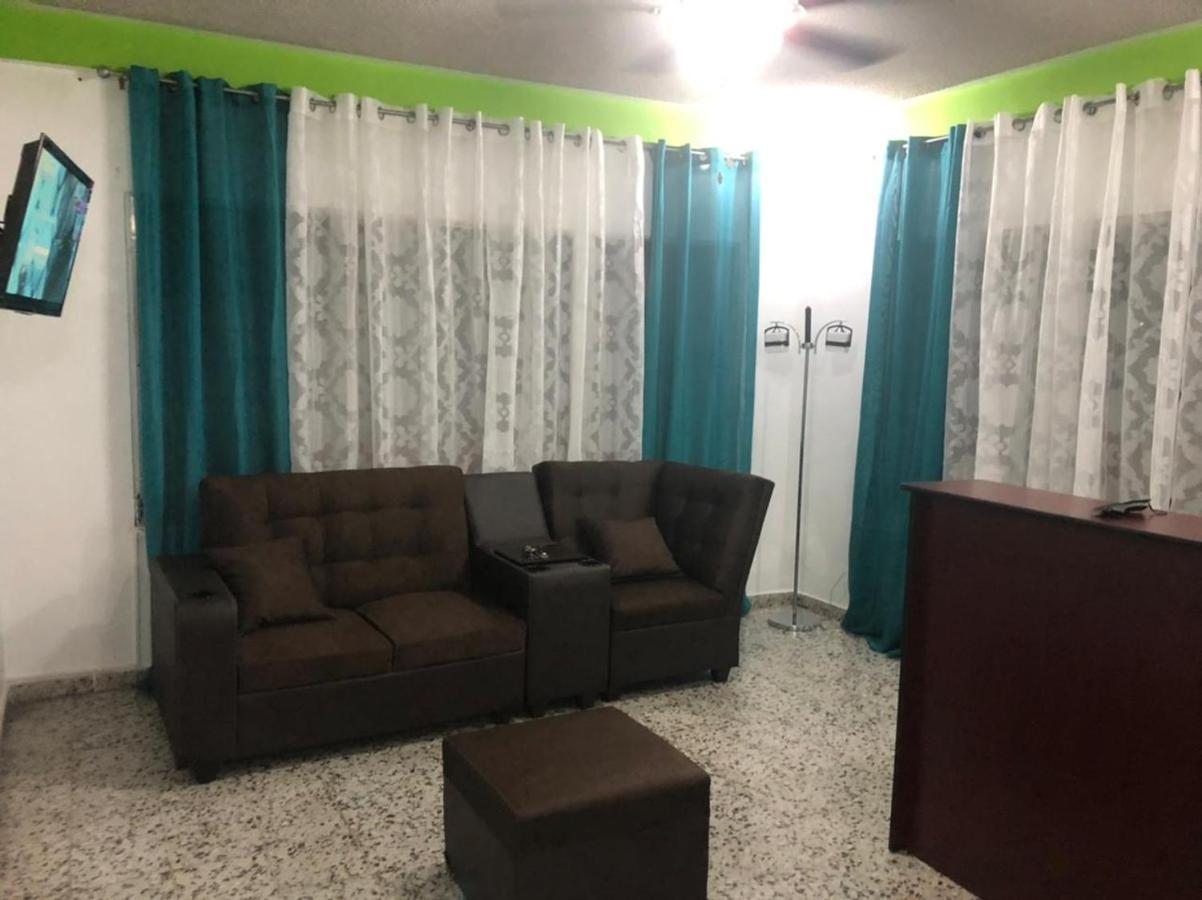 Seven Days Hotel San Pedro Sula Buitenkant foto