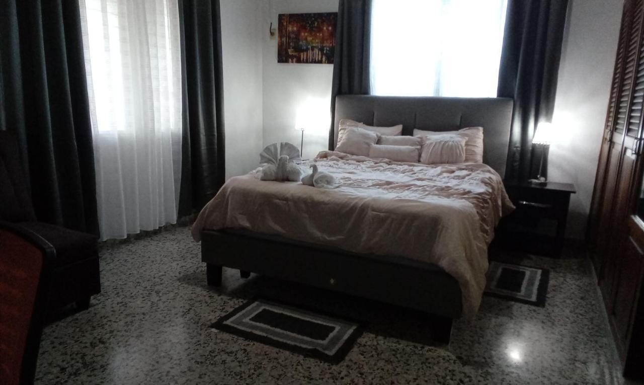 Seven Days Hotel San Pedro Sula Buitenkant foto